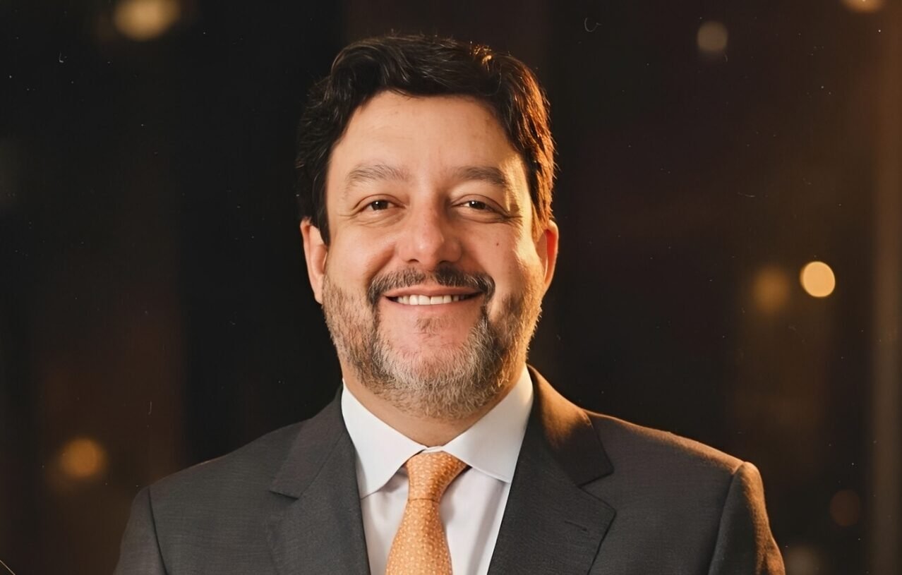 Augusto Salomon assume presidência do Sindicom